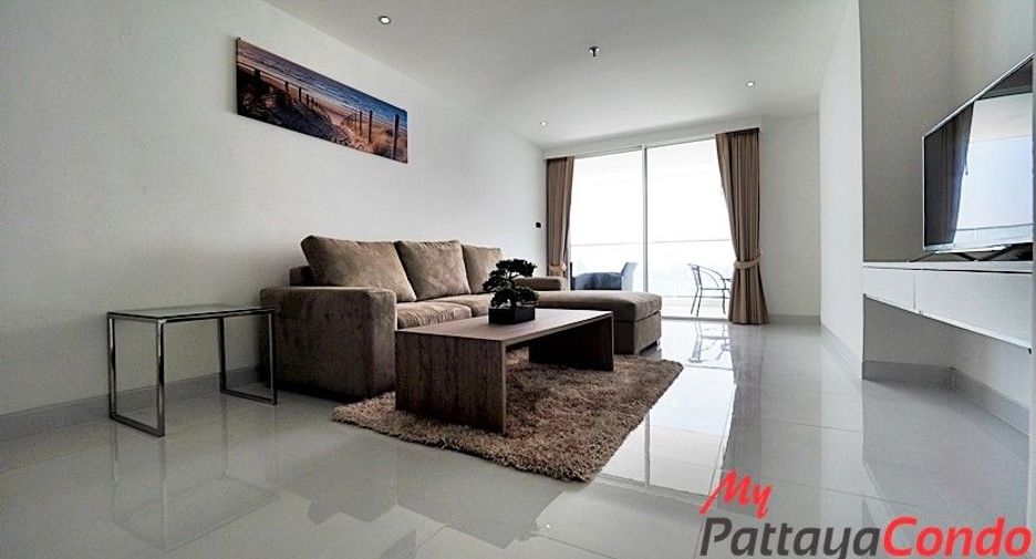 For sale 2 ベッドルーム condo in Bang Lamung, Chonburi