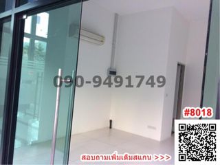 For rent 1 Beds retail Space in Din Daeng, Bangkok