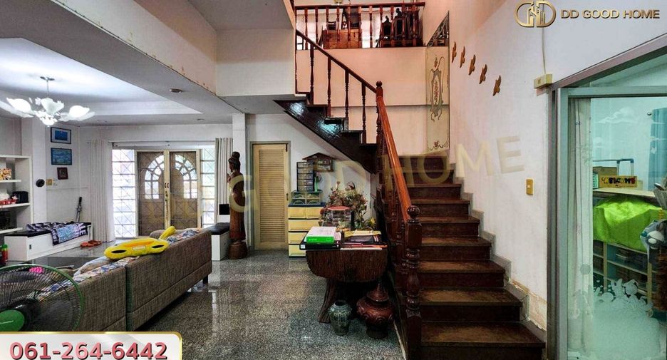 À vendre 4 chambres maison à Bang Bua Thong, Nonthaburi