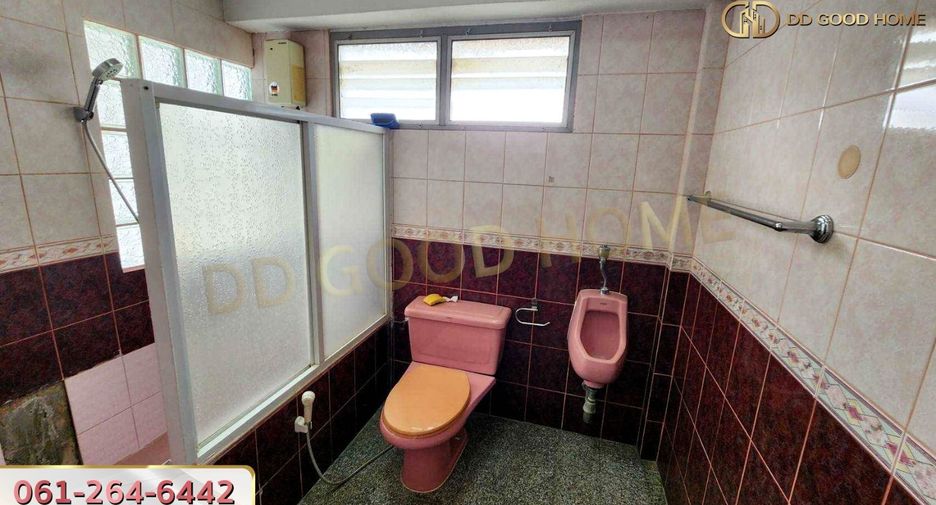À vendre 4 chambres maison à Bang Bua Thong, Nonthaburi