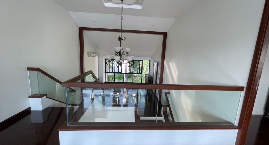 Casa en alquiler de 5 habitaciones en Suan Luang, Bangkok
