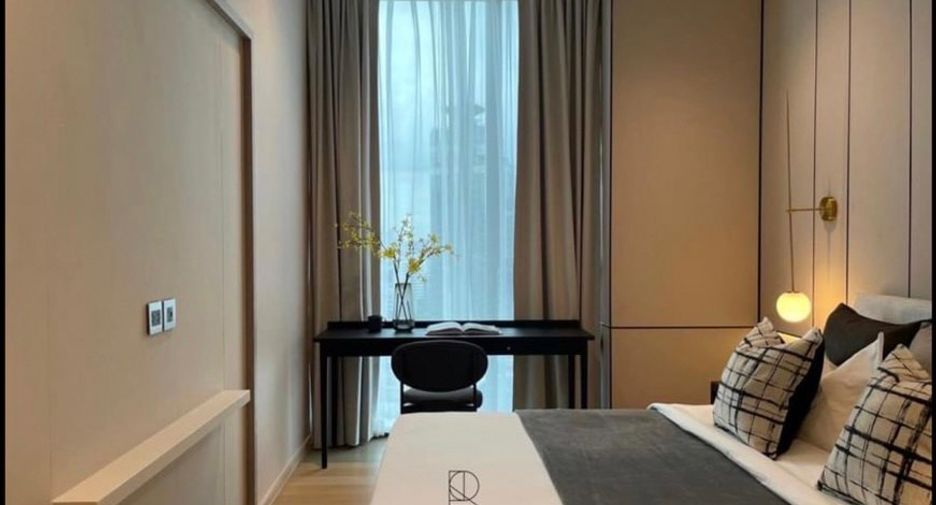 For rent 2 bedrooms condo in Khlong Toei, Bangkok