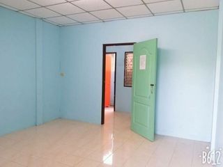 For sale 6 bed apartment in Phan Thong, Chonburi