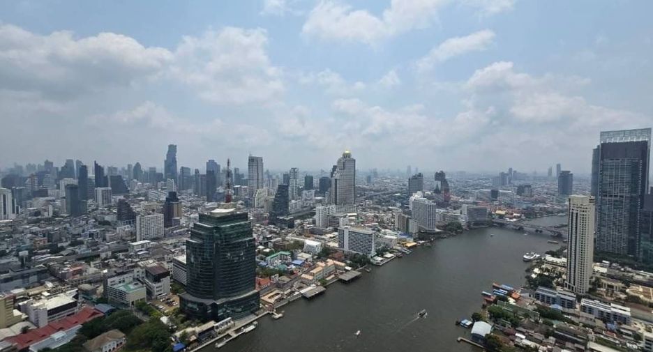 For sale 3 bed condo in Khlong San, Bangkok