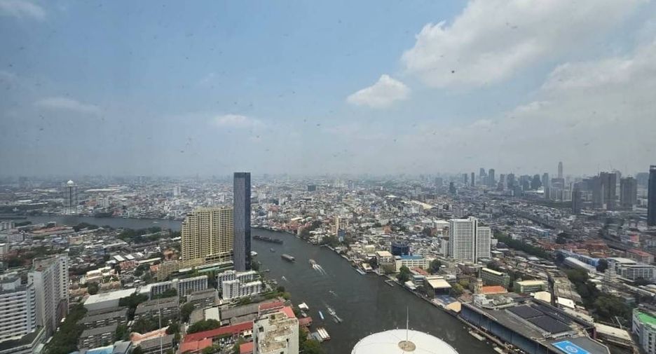 For sale 3 bed condo in Khlong San, Bangkok