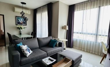 À louer 2 chambres condo à Si Racha, Chonburi