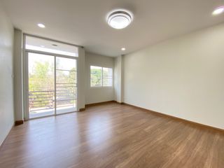 For sale 2 ベッドルーム retail Space in Mueang Chiang Mai, Chiang Mai