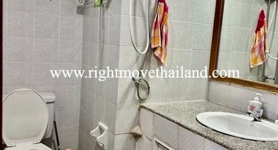 For sale 3 ベッドルーム condo in Bang Khen, Bangkok