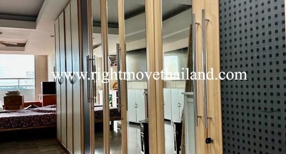 For sale 3 ベッドルーム condo in Bang Khen, Bangkok