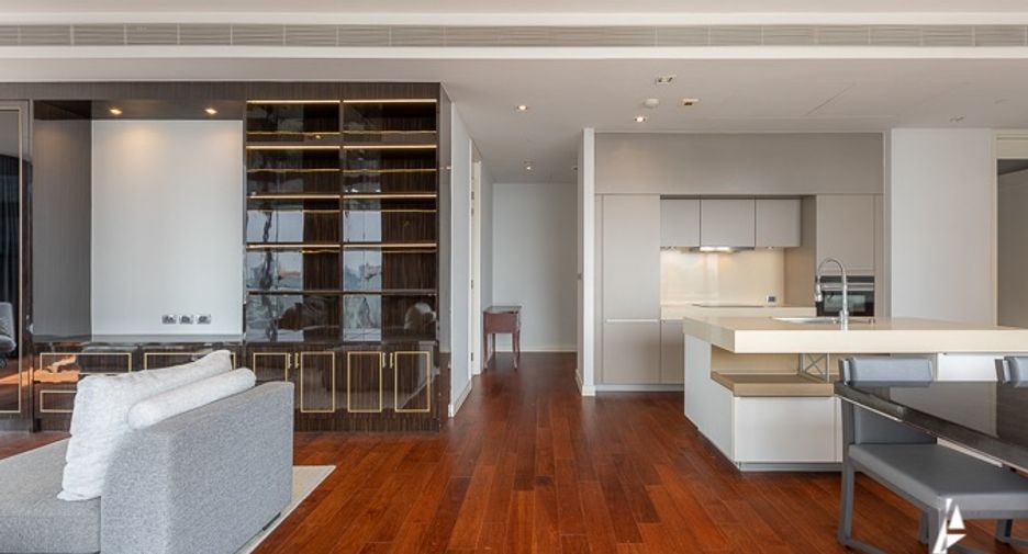 For rent そして for sale 3 ベッドルーム condo in Khlong Toei, Bangkok