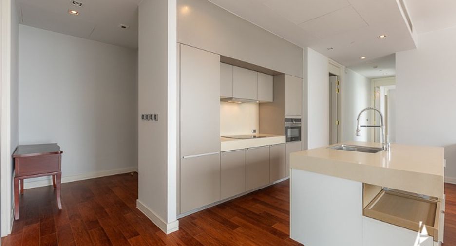 For rent そして for sale 3 ベッドルーム condo in Khlong Toei, Bangkok