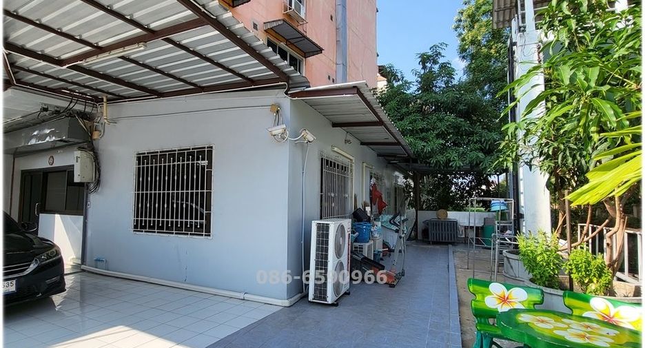 For sale 11 bed retail Space in Phutthamonthon, Nakhon Pathom