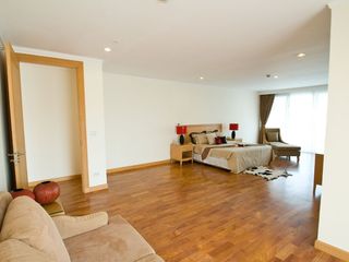 For rent 4 bed serviced apartment in Khlong Toei, Bangkok