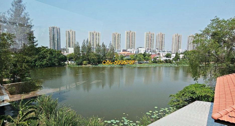 For sale 9 bed house in Pak Kret, Nonthaburi