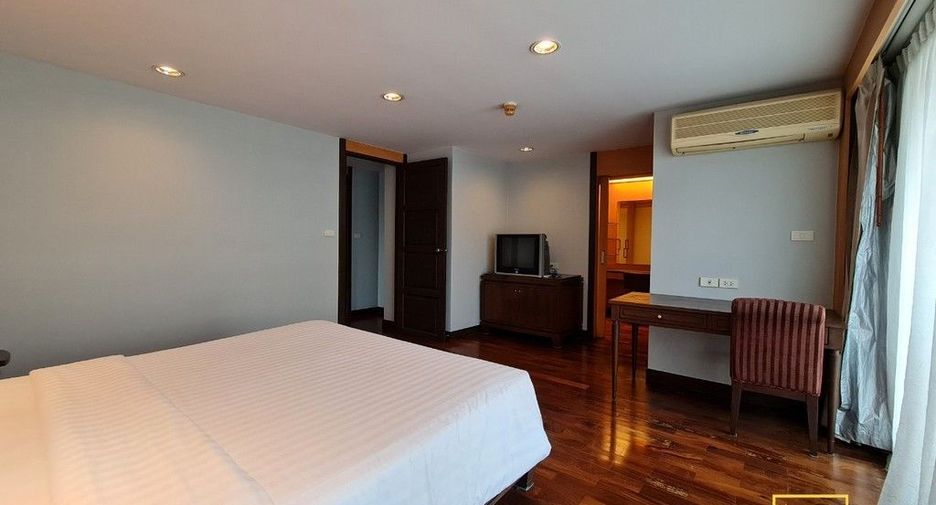 For rent 4 bed apartment in Khlong Toei, Bangkok