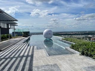 For sale 3 bedrooms condo in Min Buri, Bangkok