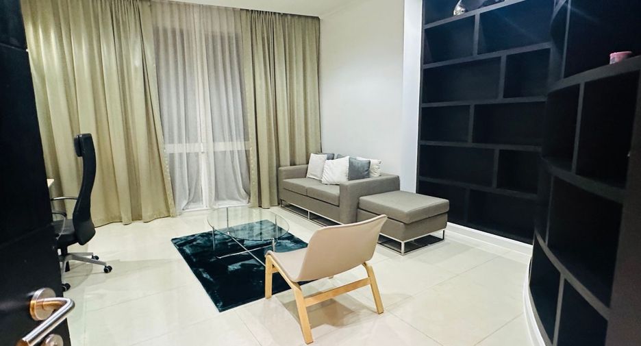 For rent and for sale 3 bedrooms condo in Khlong Toei, Bangkok