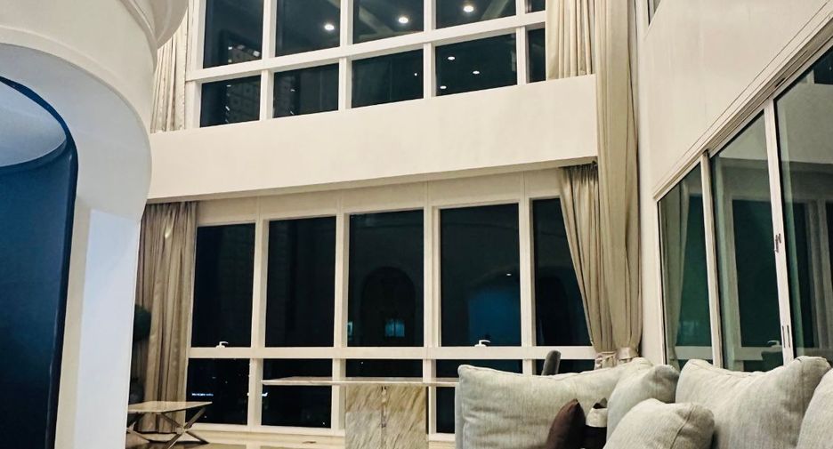 For rent and for sale 3 bedrooms condo in Khlong Toei, Bangkok