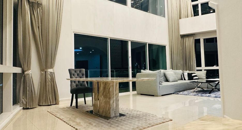 For rent and for sale 3 bedrooms condo in Khlong Toei, Bangkok