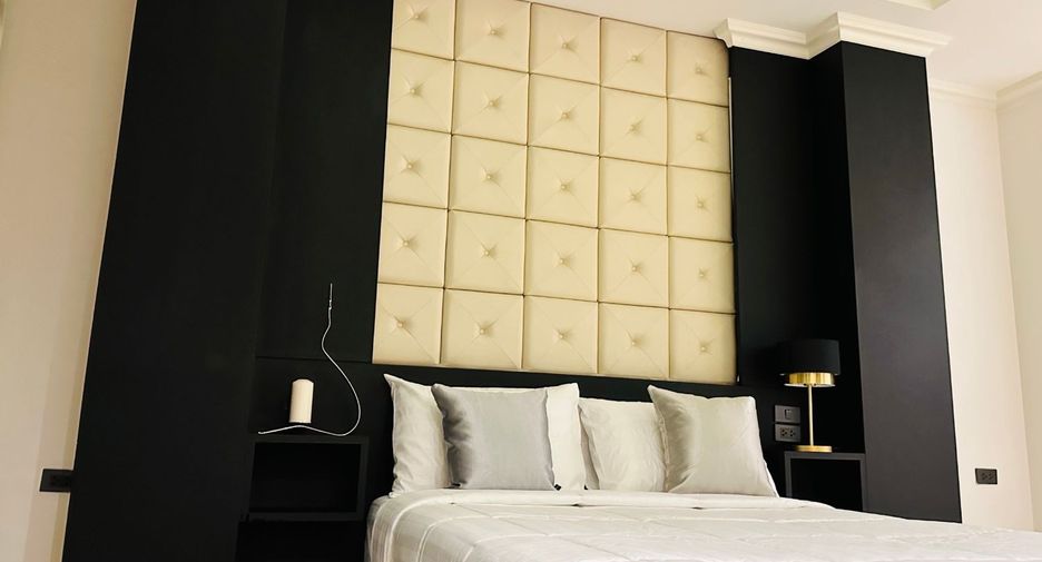 For rent and for sale 3 bedrooms condo in Khlong Toei, Bangkok