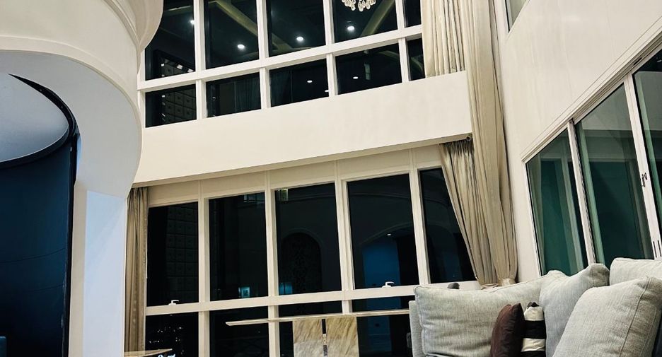 For rent and for sale 3 bedrooms condo in Khlong Toei, Bangkok