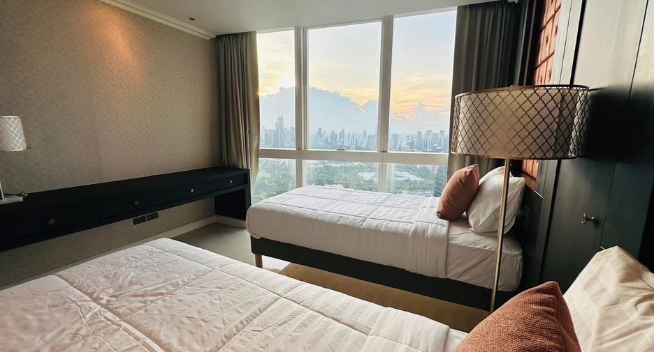 For rent and for sale 3 bedrooms condo in Khlong Toei, Bangkok