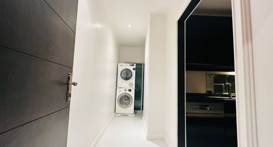 For rent and for sale 3 bedrooms condo in Khlong Toei, Bangkok
