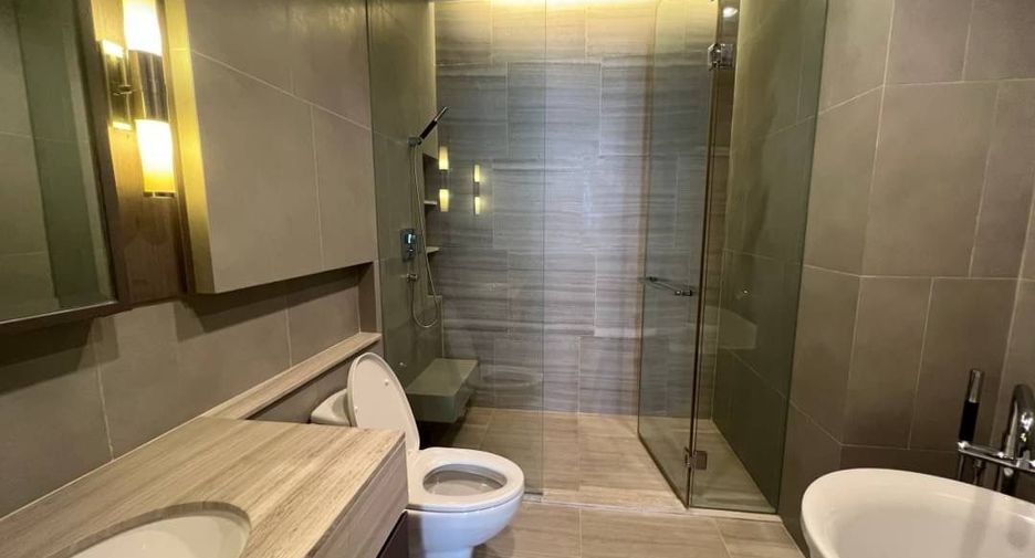 For rent and for sale 2 bedrooms condo in Sathon, Bangkok