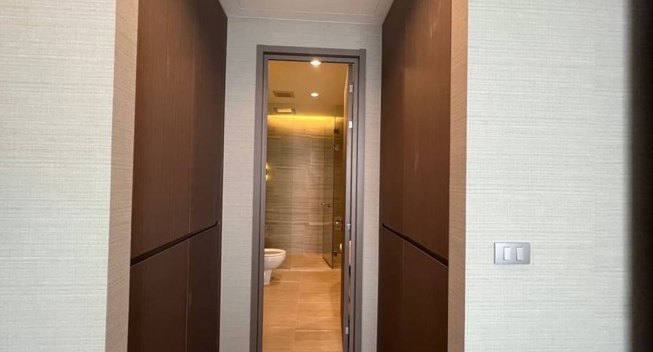 For rent and for sale 2 bedrooms condo in Sathon, Bangkok
