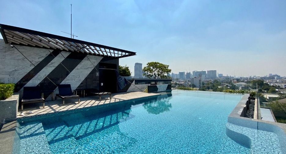 For rent and for sale 1 bed condo in Phaya Thai, Bangkok