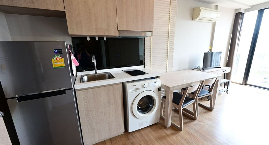 For rent and for sale 1 bed condo in Phaya Thai, Bangkok