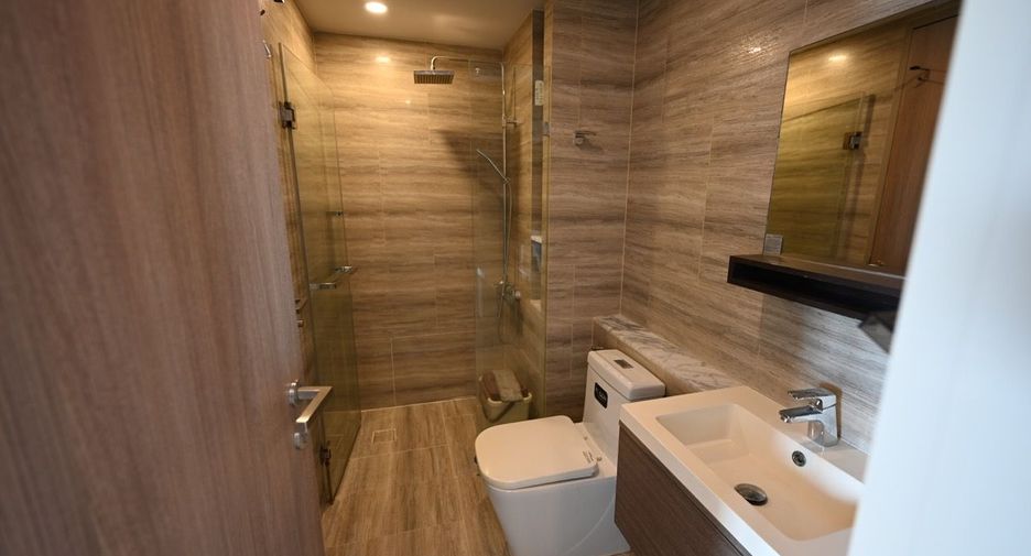 For rent and for sale 1 bed condo in Phaya Thai, Bangkok