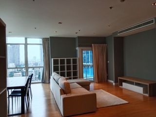 À louer 3 chambres condo à Pathum Wan, Bangkok