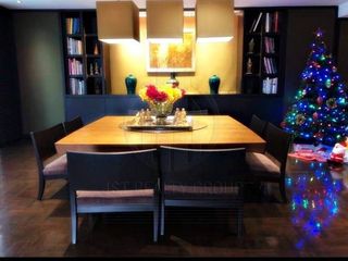 For sale 3 bedrooms condo in Watthana, Bangkok