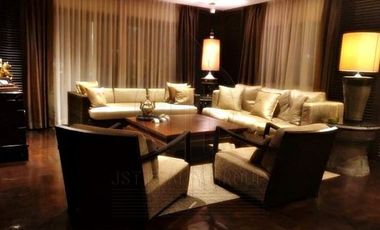 For sale 3 bedrooms condo in Watthana, Bangkok