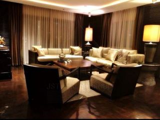 For sale 3 bedrooms condo in Watthana, Bangkok