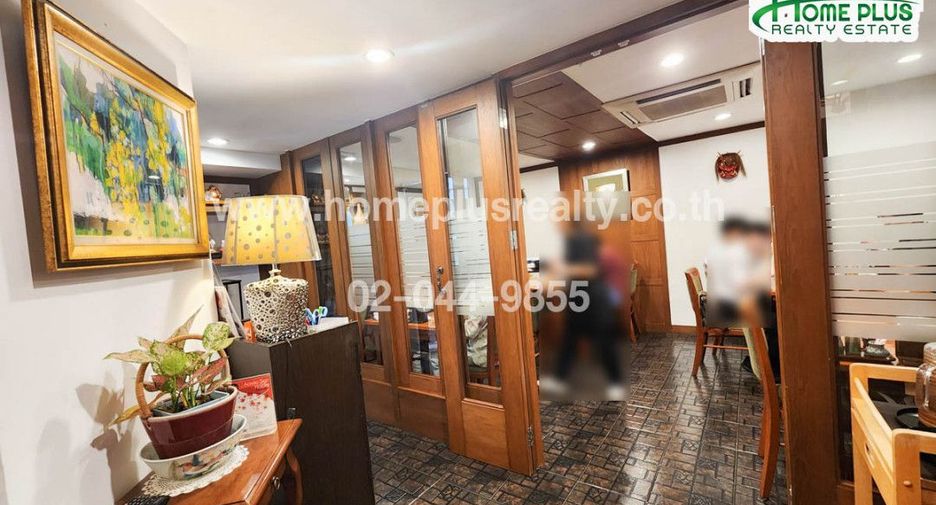 For sale studio condo in Bang Rak, Bangkok