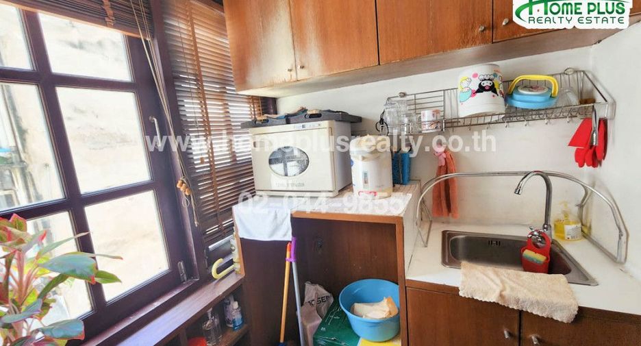 For sale studio condo in Bang Rak, Bangkok