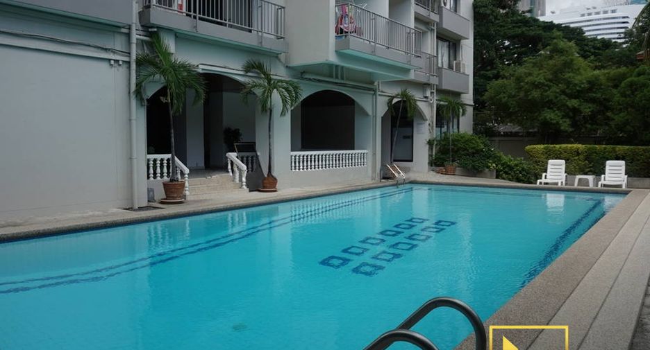 Condo en alquiler de 3 habitaciones en Khlong Toei, Bangkok