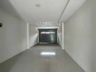 For rent そして for sale 4 Beds retail Space in Si Racha, Chonburi