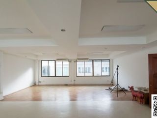 For sale 7 bedrooms retail Space in Khlong Toei, Bangkok