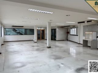 For sale 7 Beds retail Space in Khlong Toei, Bangkok