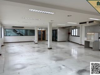 For sale 7 bedrooms retail Space in Khlong Toei, Bangkok