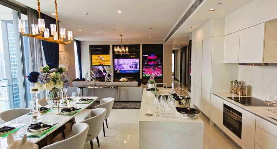 For sale 3 bed condo in Khlong Toei, Bangkok