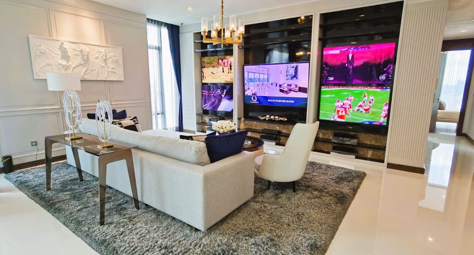 For sale 3 bed condo in Khlong Toei, Bangkok