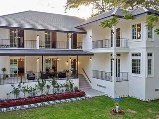 For sale 6 bedrooms house in San Kamphaeng, Chiang Mai