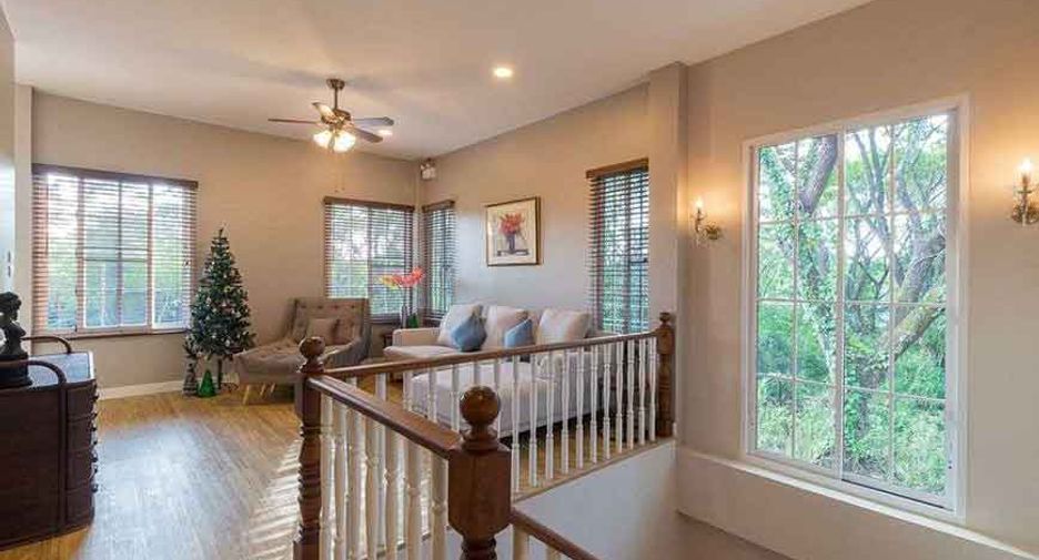 À vendre 6 chambres maison à San Kamphaeng, Chiang Mai
