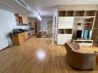 For sale 3 bedrooms condo in Khlong Toei, Bangkok