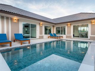 For rent 2 bedrooms villa in Mueang Phuket, Phuket