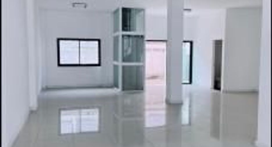 For sale 4 bed office in Bueng Kum, Bangkok